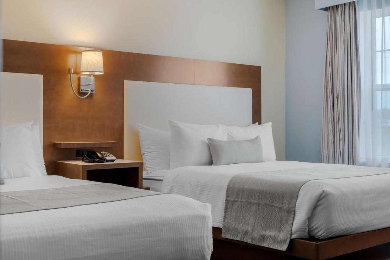 Best Western Plus Woodstock Hotel Conference Centre Buitenkant foto