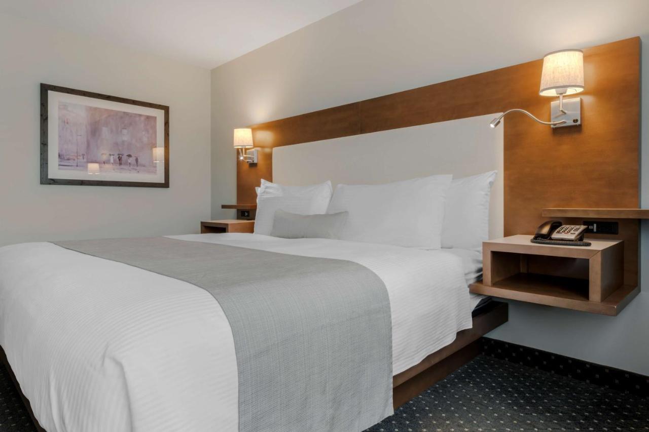 Best Western Plus Woodstock Hotel Conference Centre Buitenkant foto