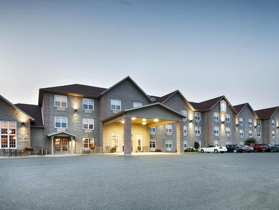 Best Western Plus Woodstock Hotel Conference Centre Buitenkant foto